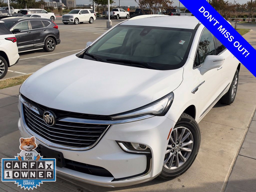 Used 2023 Buick Enclave Essence FWD image 2