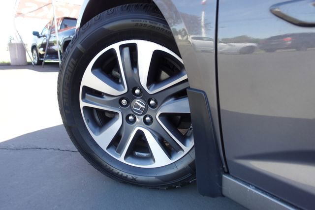 Used 2016 Honda Odyssey Touring Elite image 11