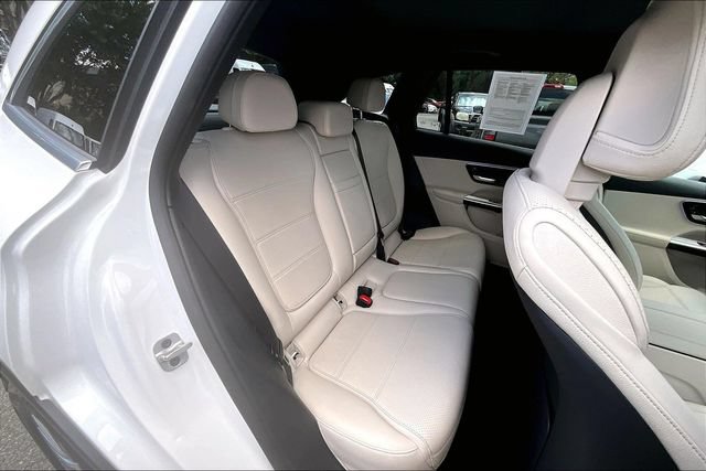 Used 2026 Mercedes-Benz GLC 300 4MATIC image 16