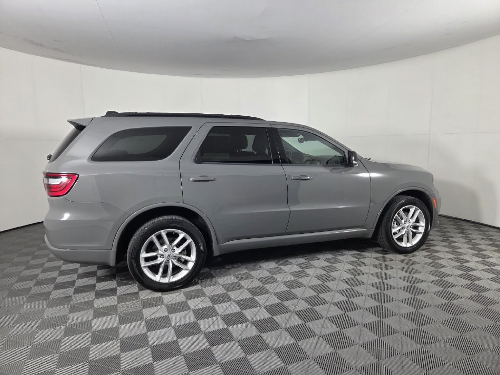 Used 2025 Dodge Durango GT AWD/4WD image 4