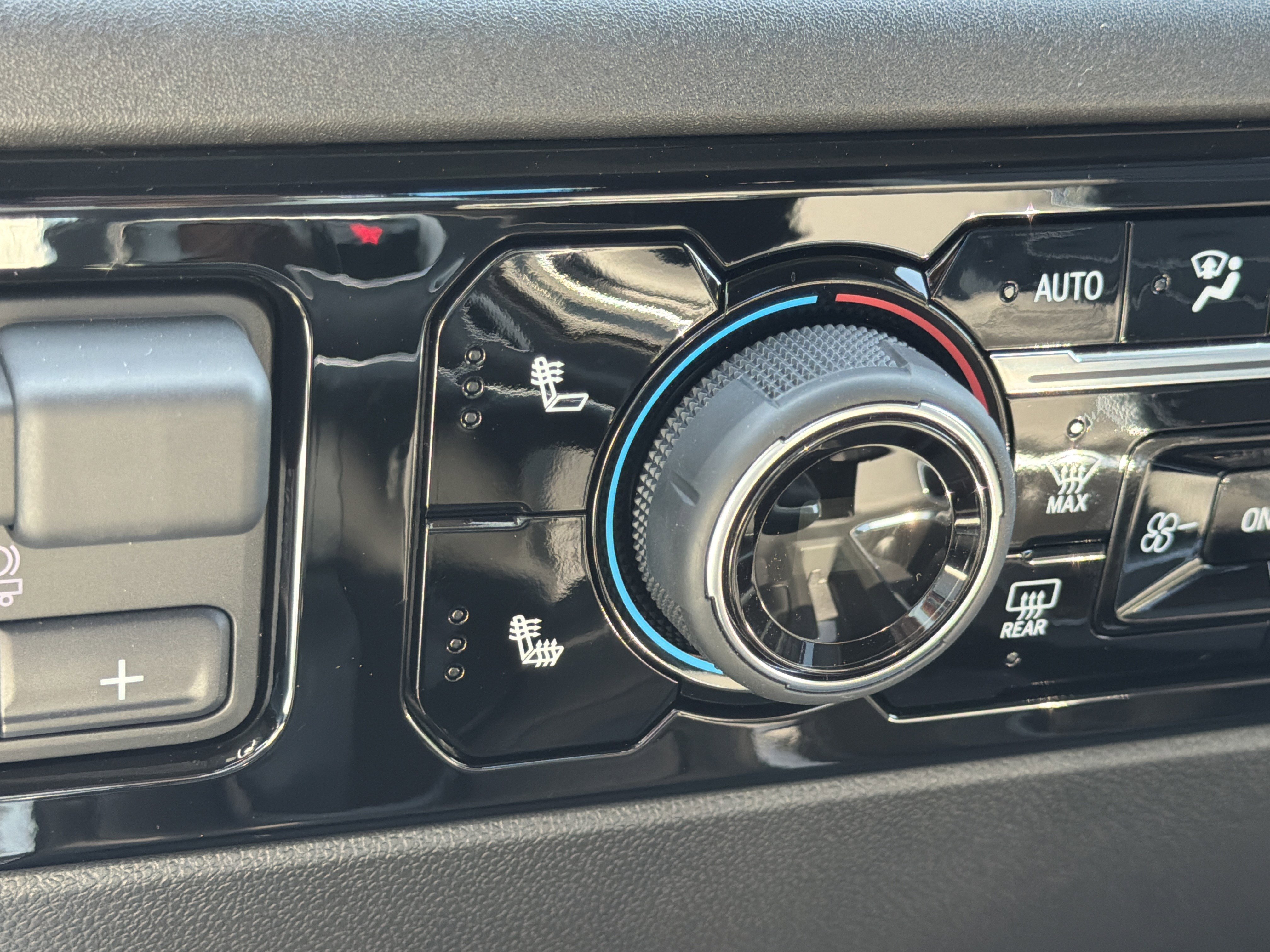 New 2025 Chevrolet Silverado 1500 RST w/ Convenience Package II image 30