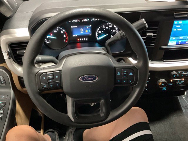 Used 2023 Ford F350 XLT w/ FX4 Off-Road Package AWD/4WD image 21