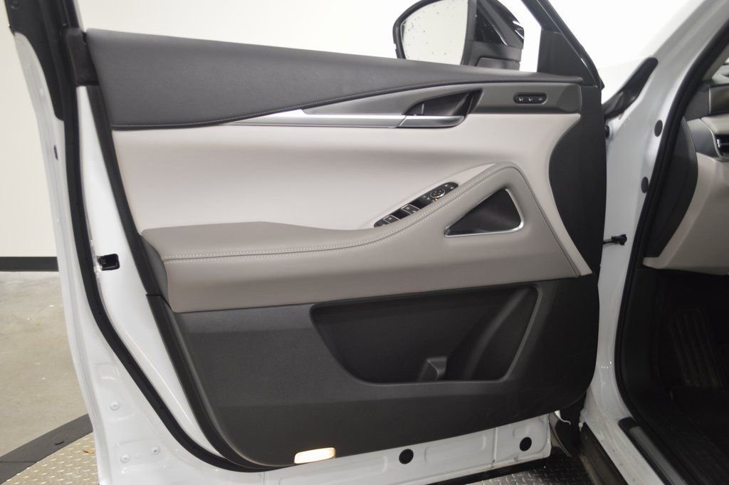 Certified 2026 INFINITI QX60 Luxe w/ Cargo Package image 17