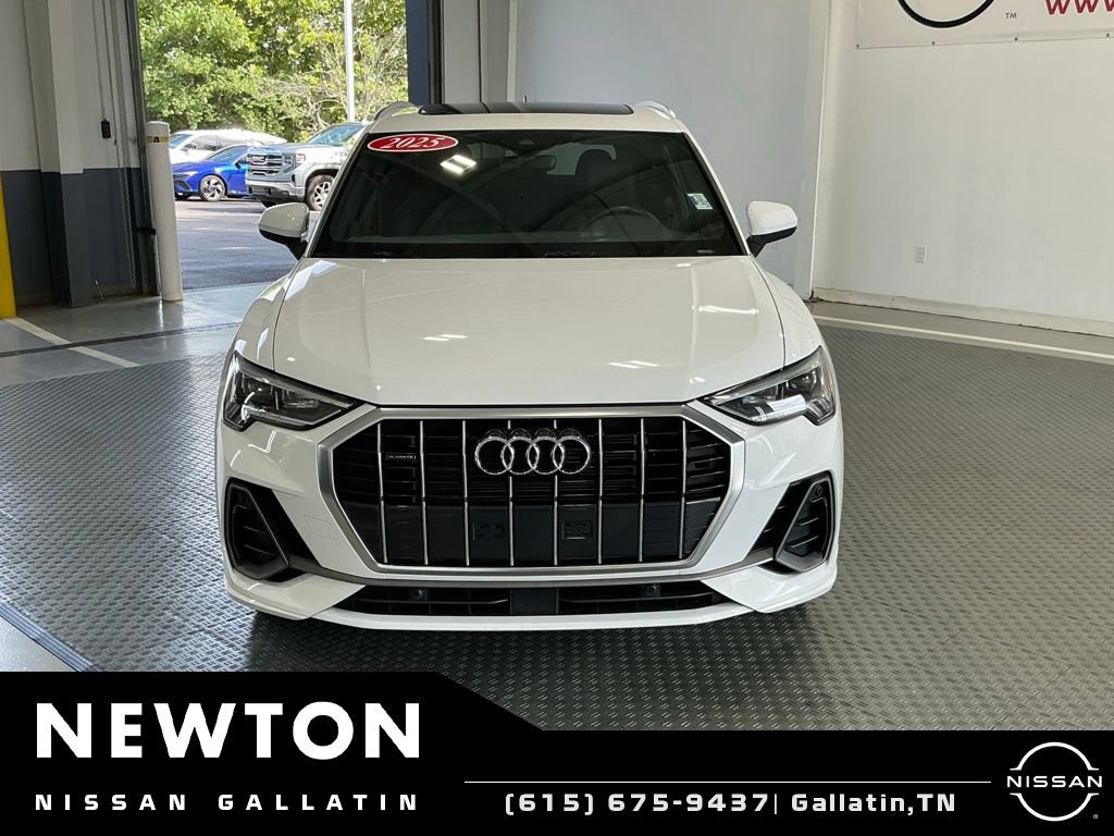 Used 2025 Audi Q3 2.0T Premium AWD/4WD image 23
