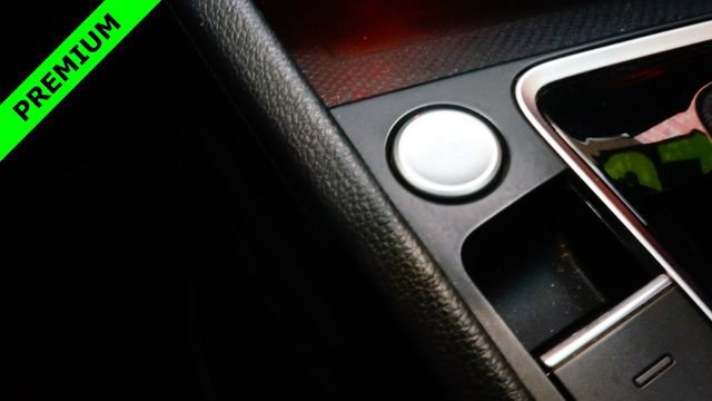 Used 2020 Volkswagen Jetta SEL Premium image 24