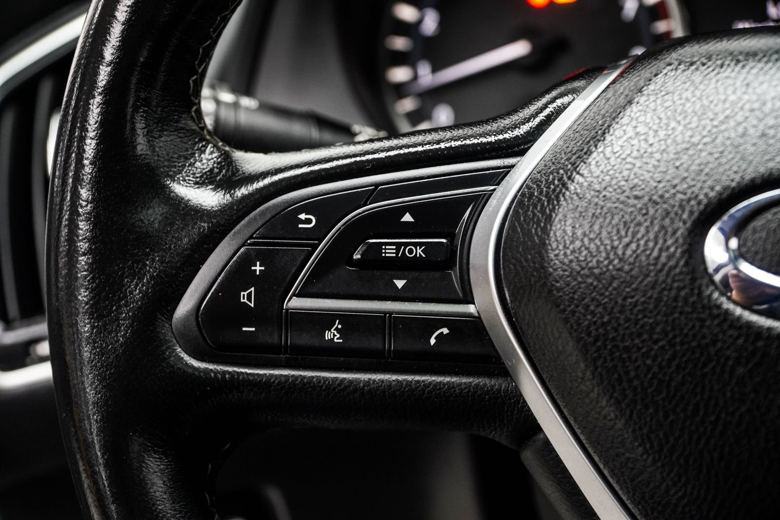 Used 2019 INFINITI Q50 Signature Edition AWD/4WD image 29