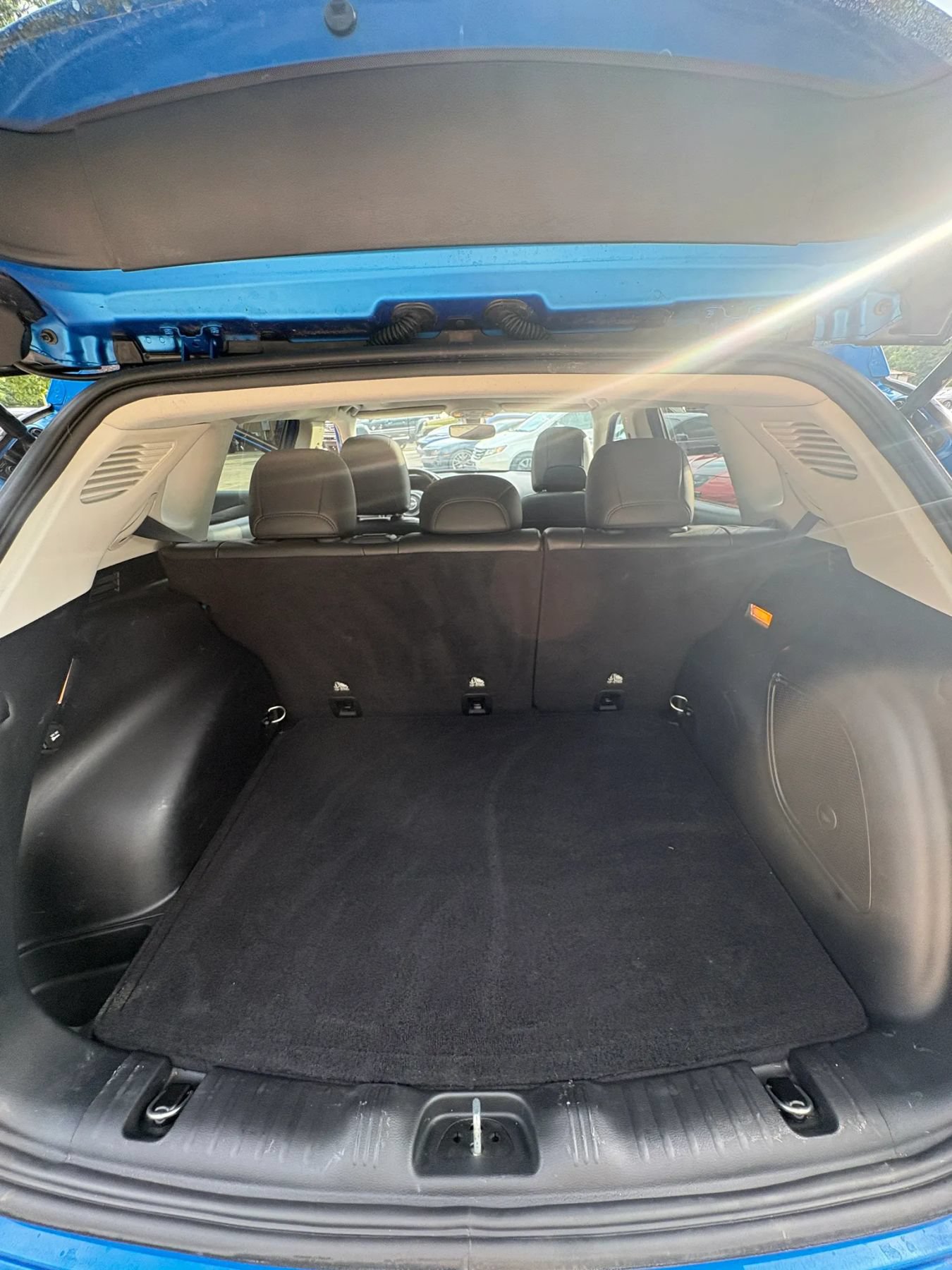 Used 2021 Jeep Compass Latitude w/ Sun and Sound Group AWD/4WD image 21