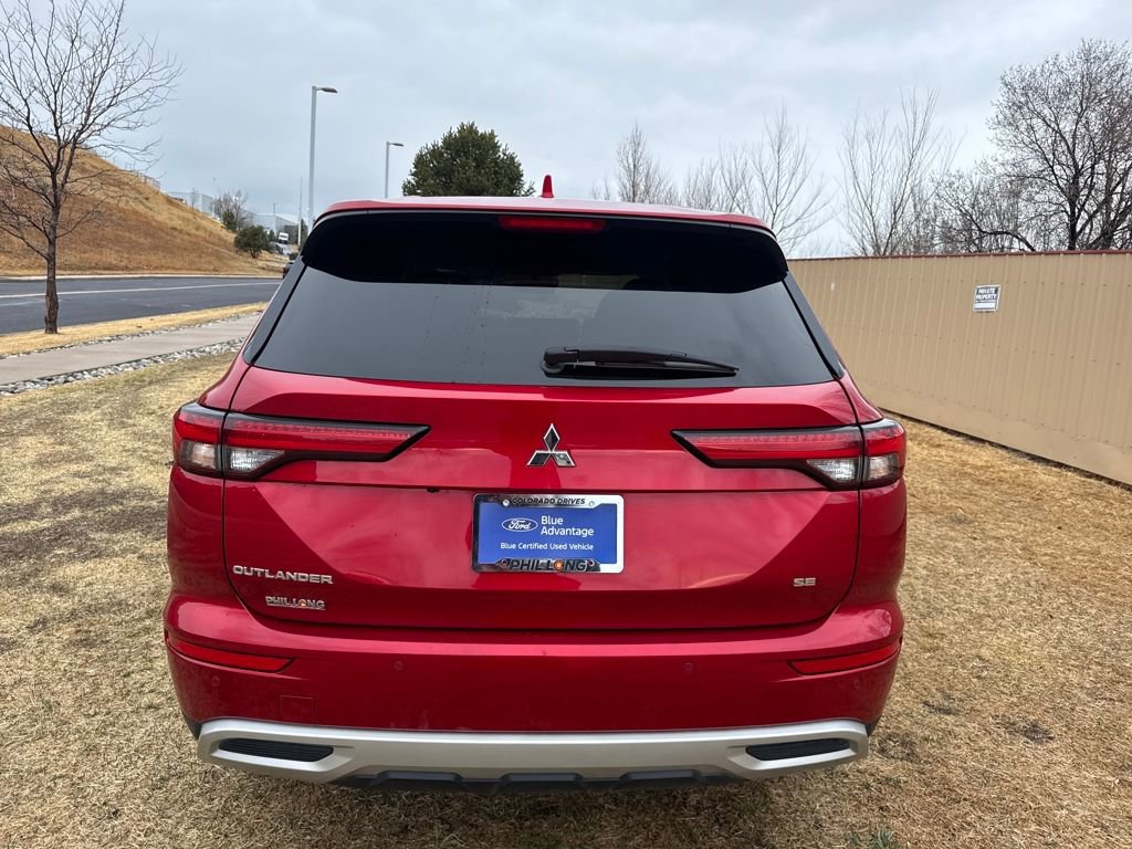 Used 2024 Mitsubishi Outlander SE image 6