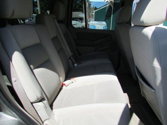Used 2006 Ford Explorer XLT AWD/4WD image 17