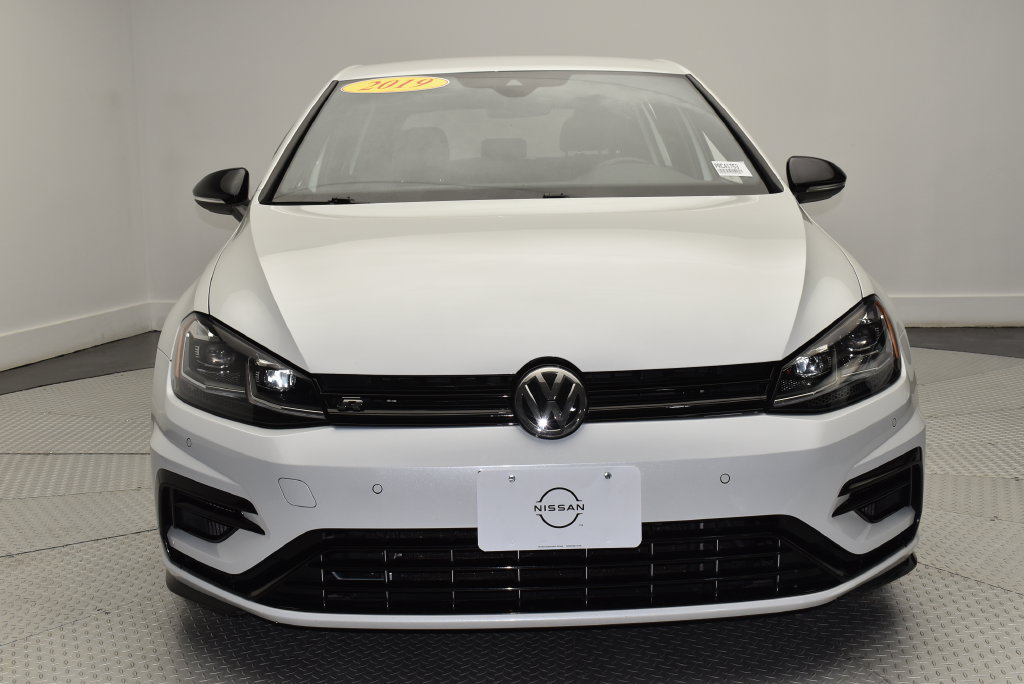 Used 2019 Volkswagen Golf R 4-Door AWD/4WD image 2