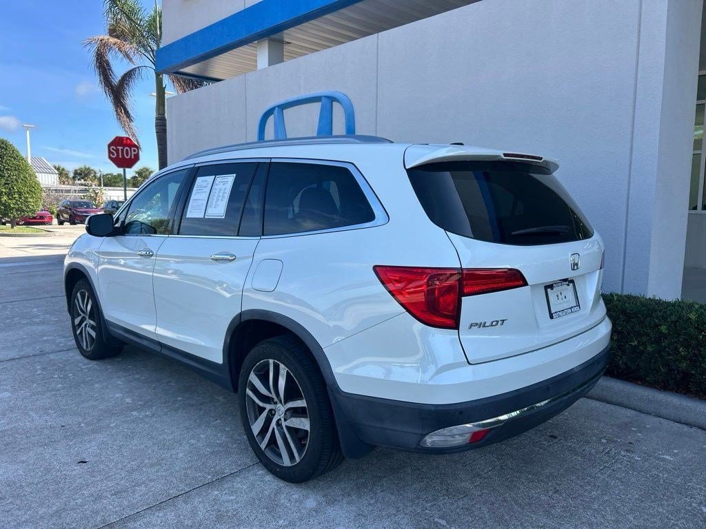 Used 2017 Honda Pilot Touring image 6