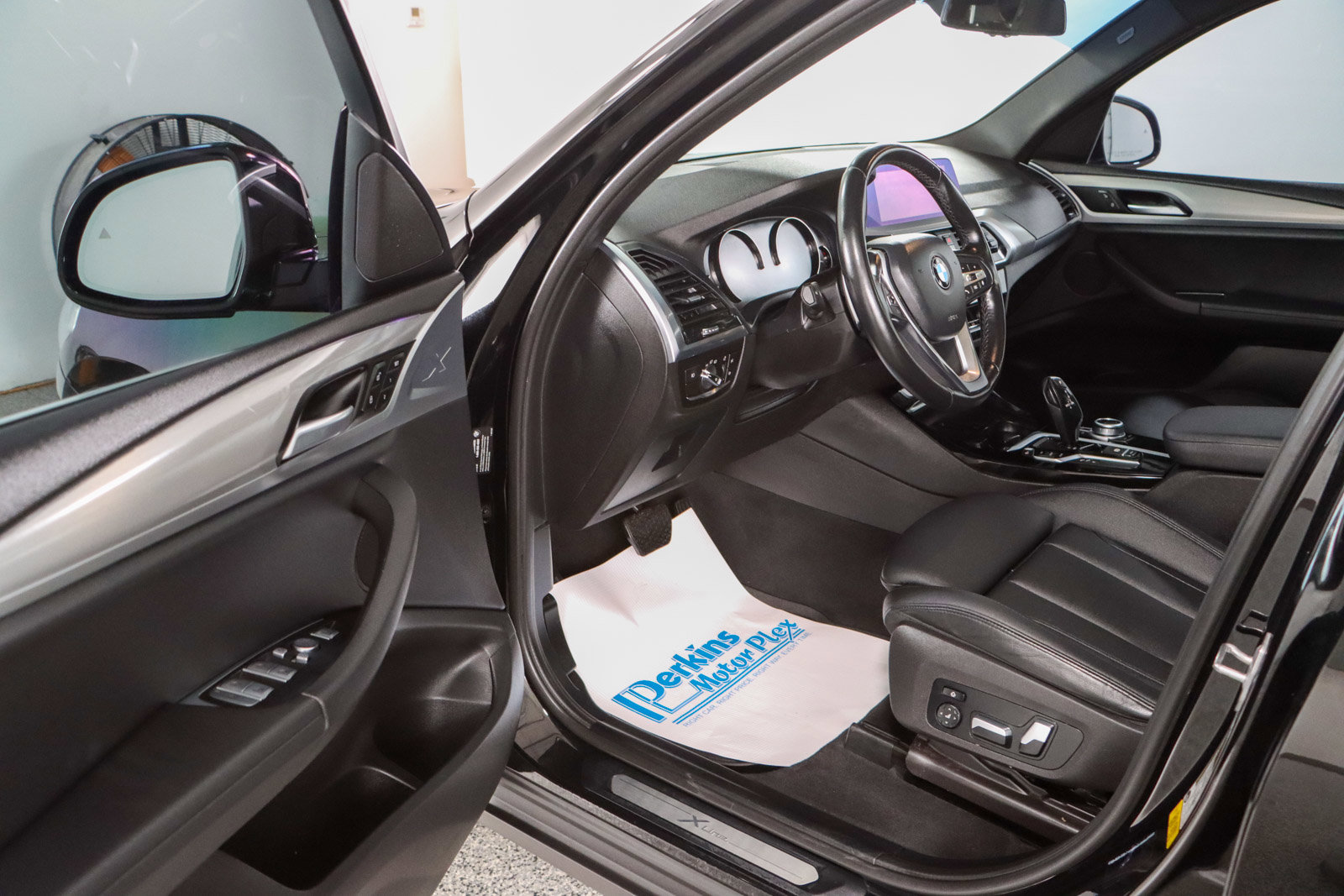 Used 2021 BMW X3 sDrive30i w/ Convenience Package image 3