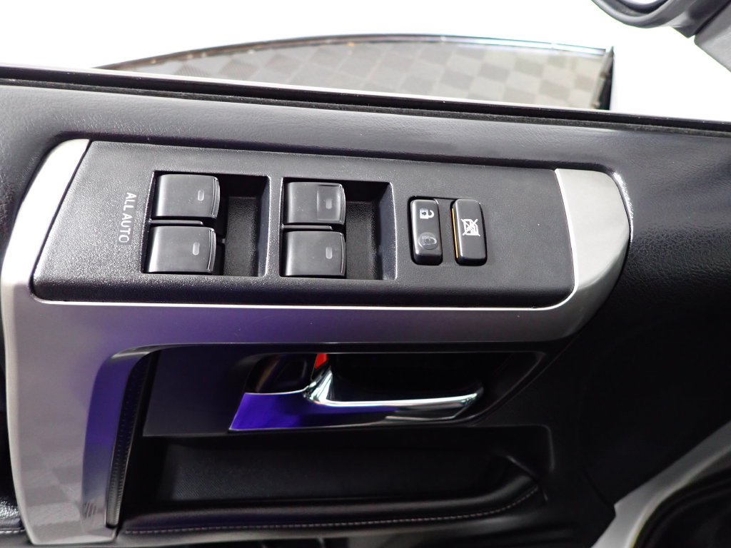 Used 2014 Toyota 4Runner SR5 AWD/4WD image 19