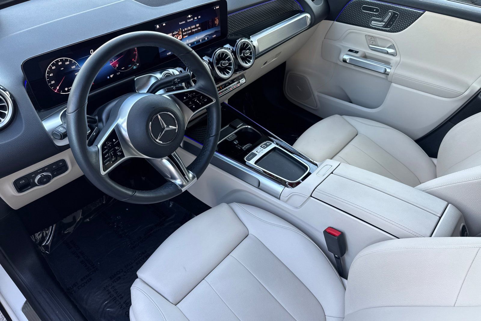 Certified 2025 Mercedes-Benz GLB 250 image 10