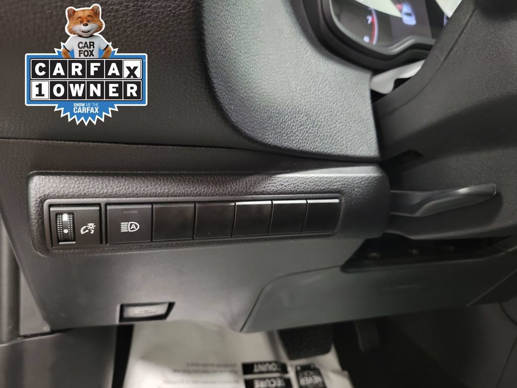 Used 2025 Toyota Corolla LE FWD image 25