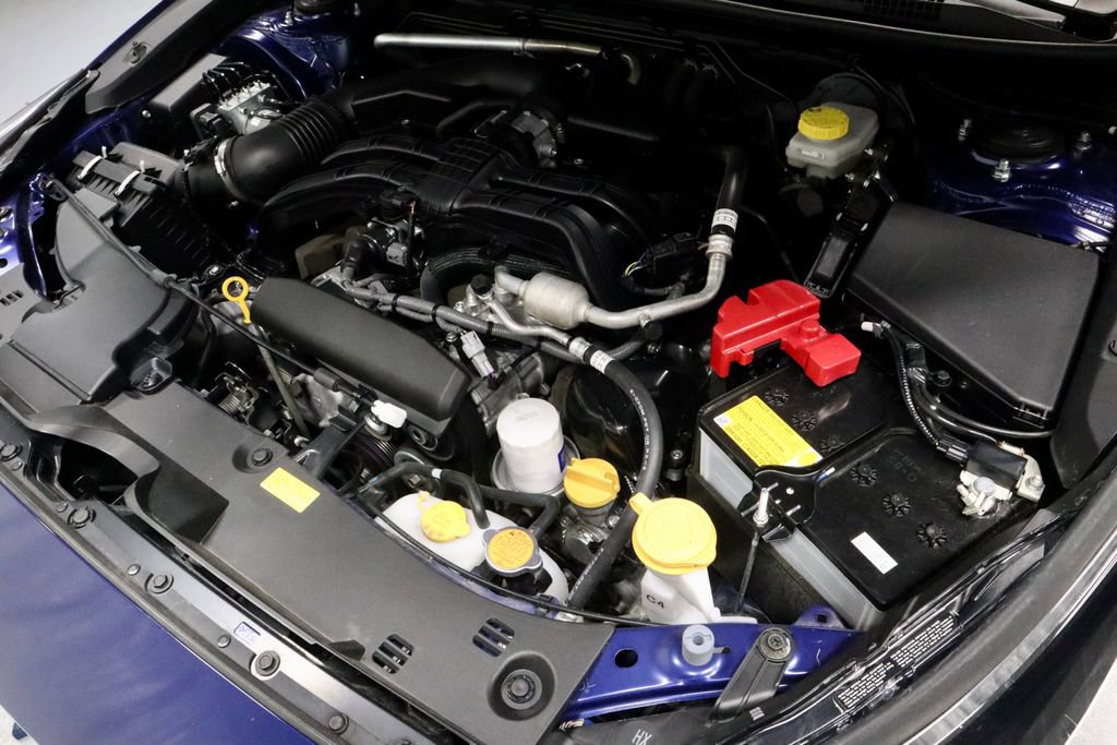 Used 2025 Subaru Crosstrek 2.0i Premium image 18