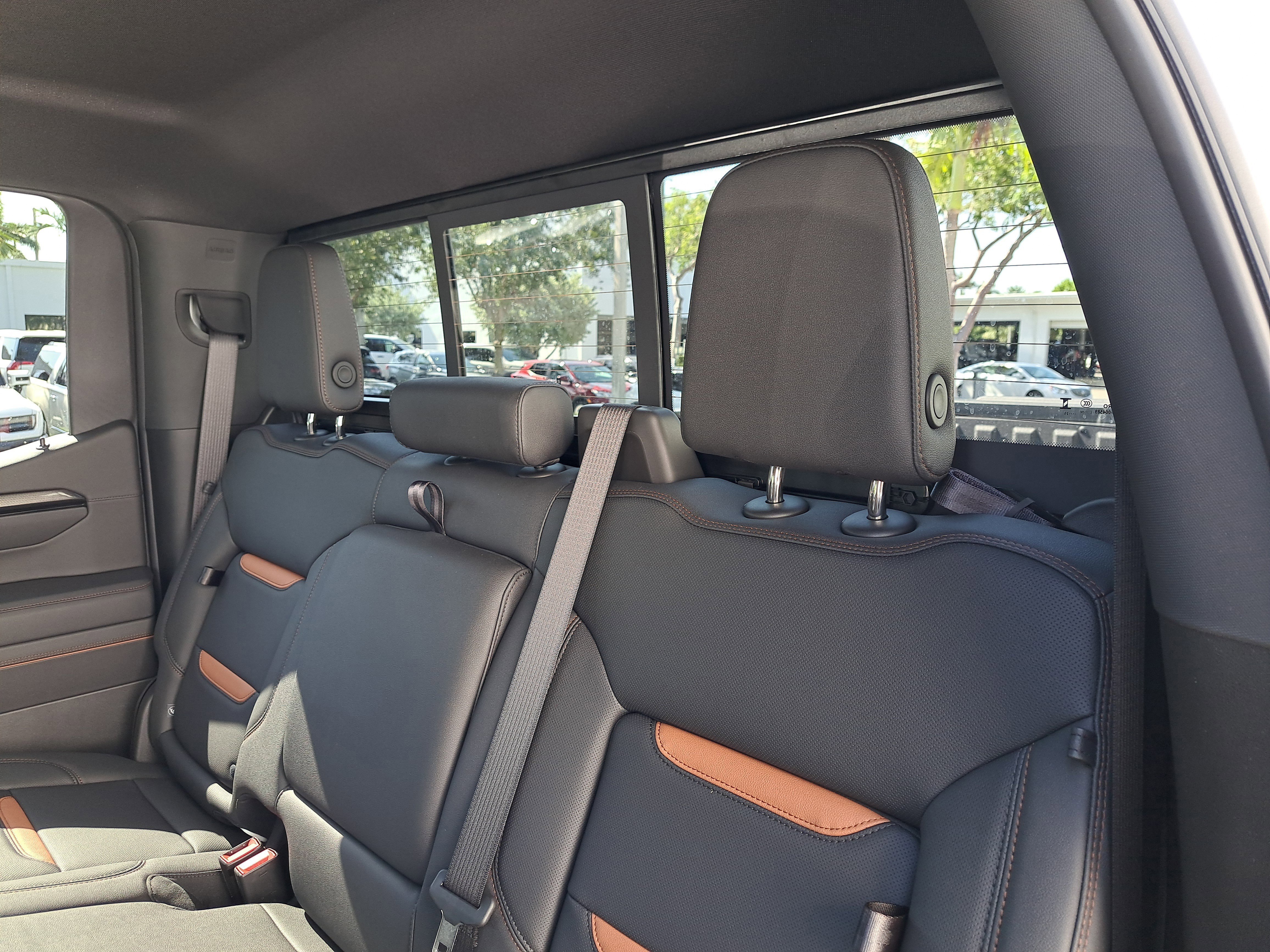 New 2025 GMC Sierra 1500 AT4 w/ AT4 Premium Package image 12