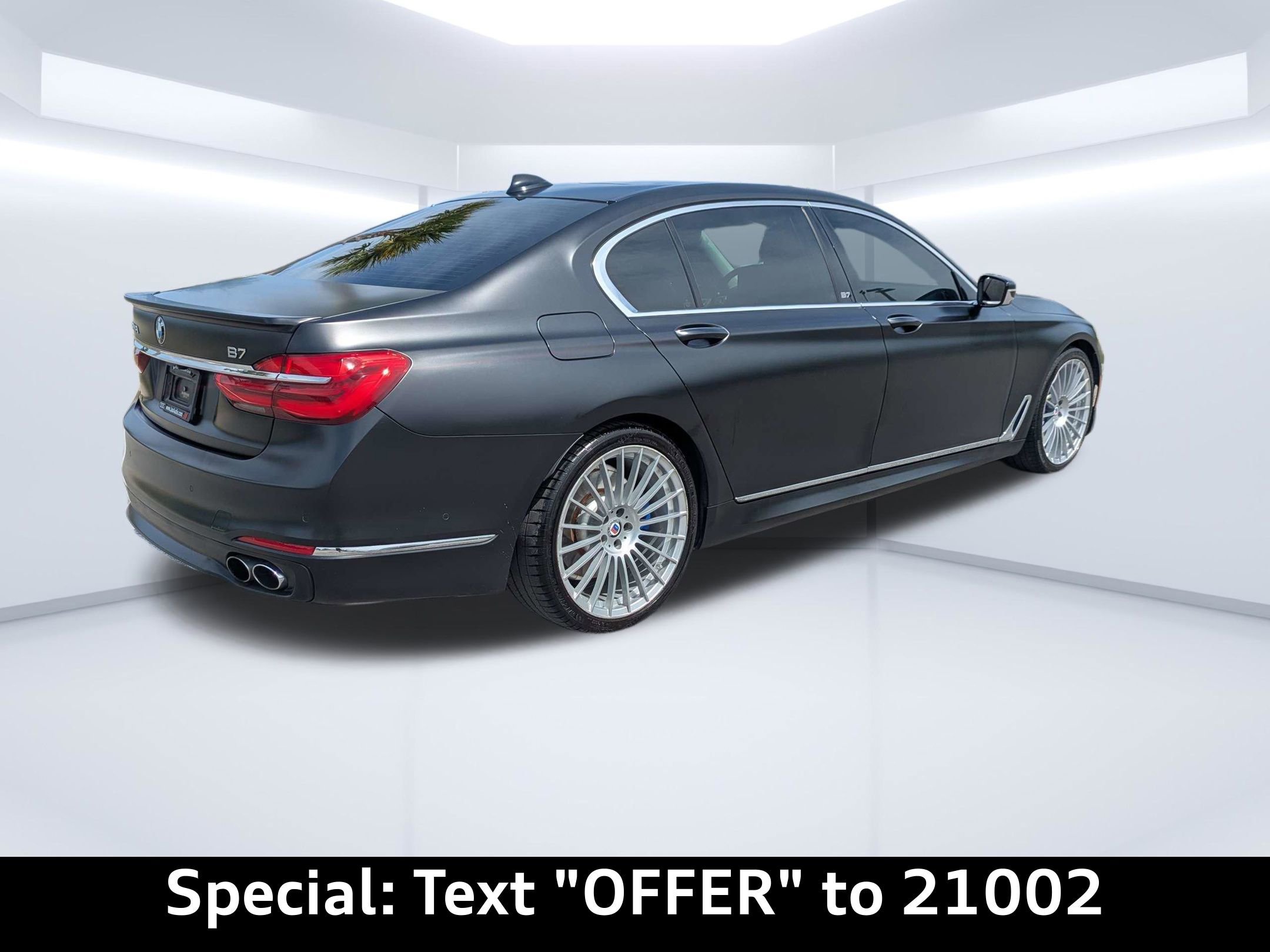 Used 2018 BMW 750i xDrive AWD/4WD image 3