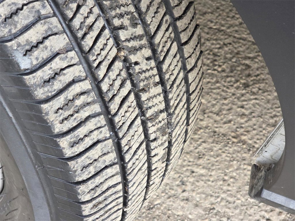 Used 2023 Ford Transit 250 Medium Roof w/ Load Area Protection Package image 8