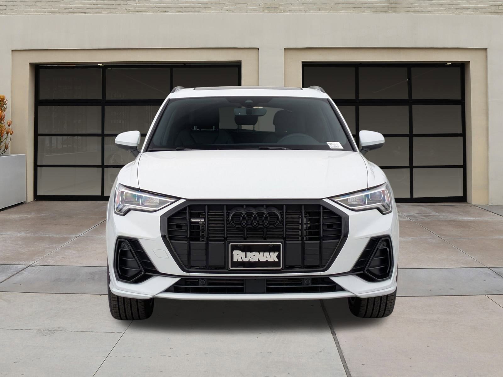New 2025 Audi Q3 2.0T Premium image 2