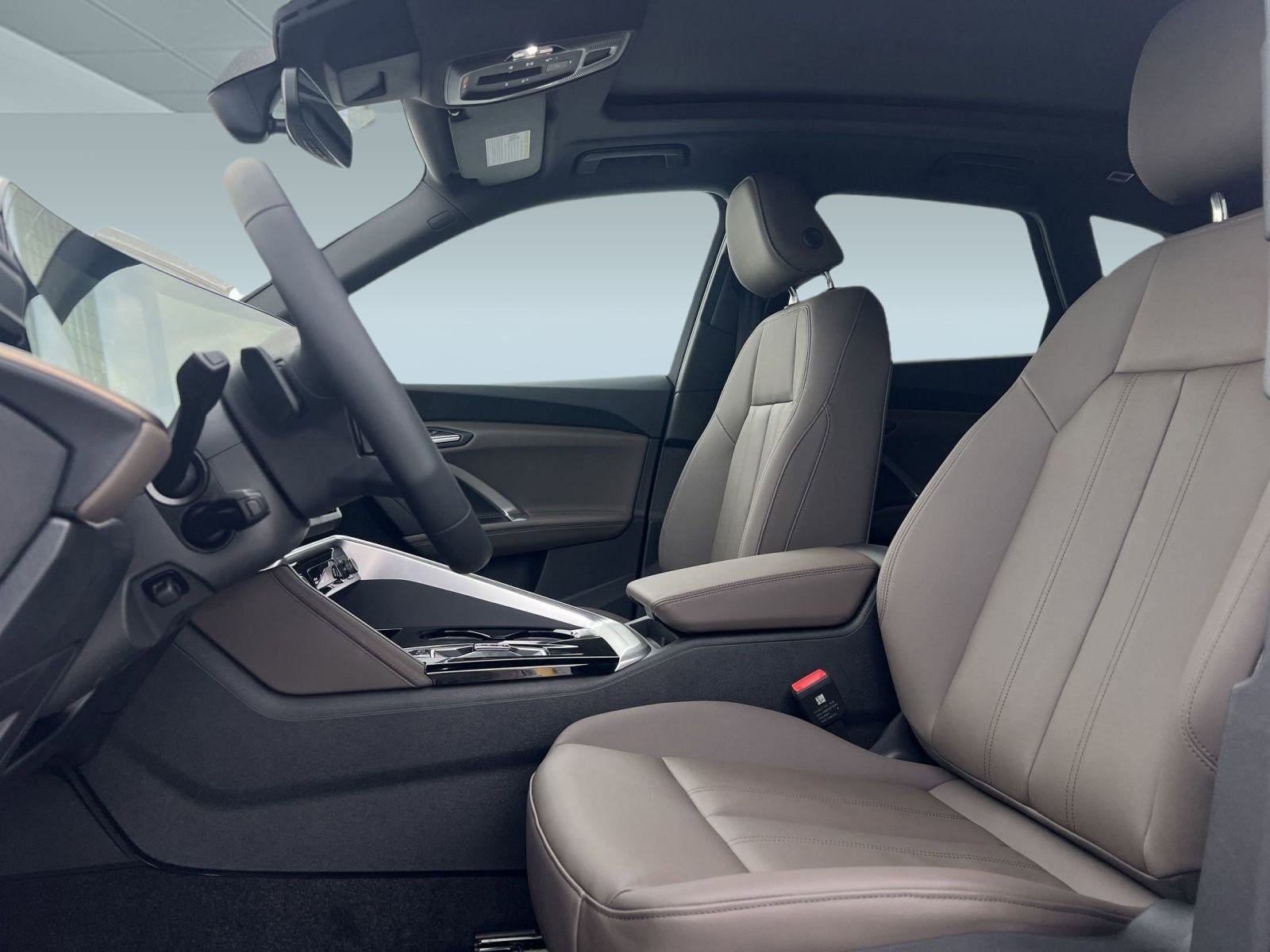 New 2025 Audi Q5 Premium image 5