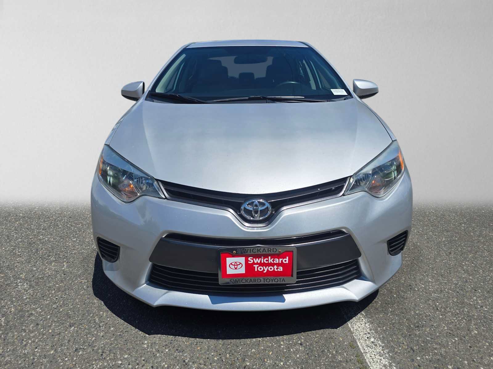Used 2016 Toyota Corolla LE FWD image 8