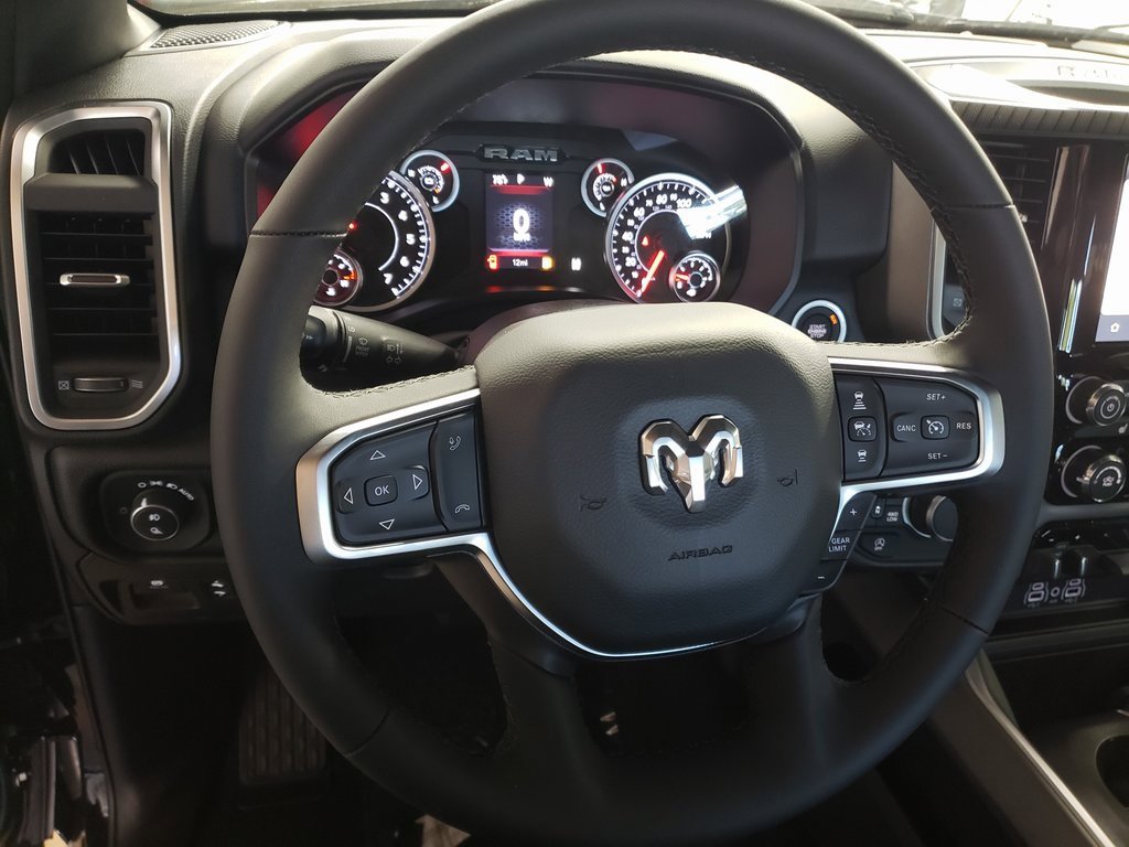 New 2026 RAM 1500 4x4 Crew Cab image 17