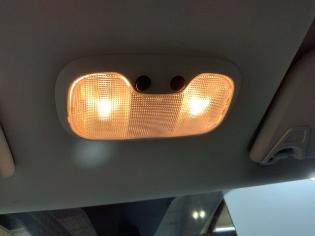 Used 2017 Dodge Journey SXT w/ Comfort/Convenience Group image 25