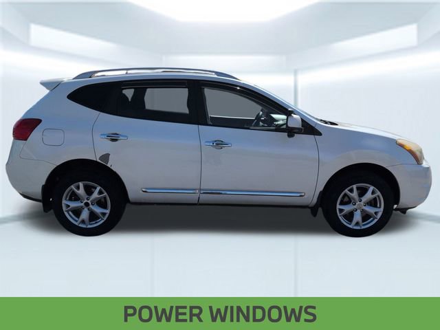 Used 2011 Nissan Rogue SV w/ Premium Pkg image 7
