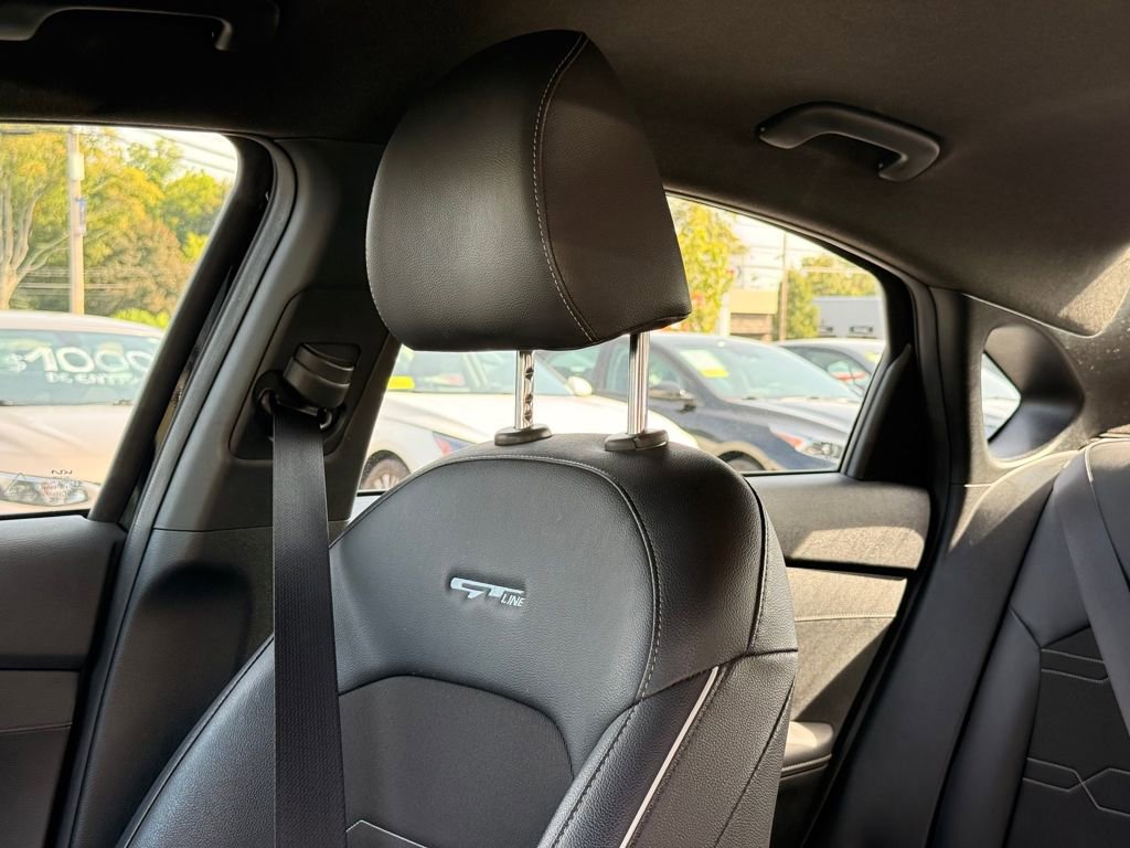 Used 2022 Kia Forte GT-Line image 25