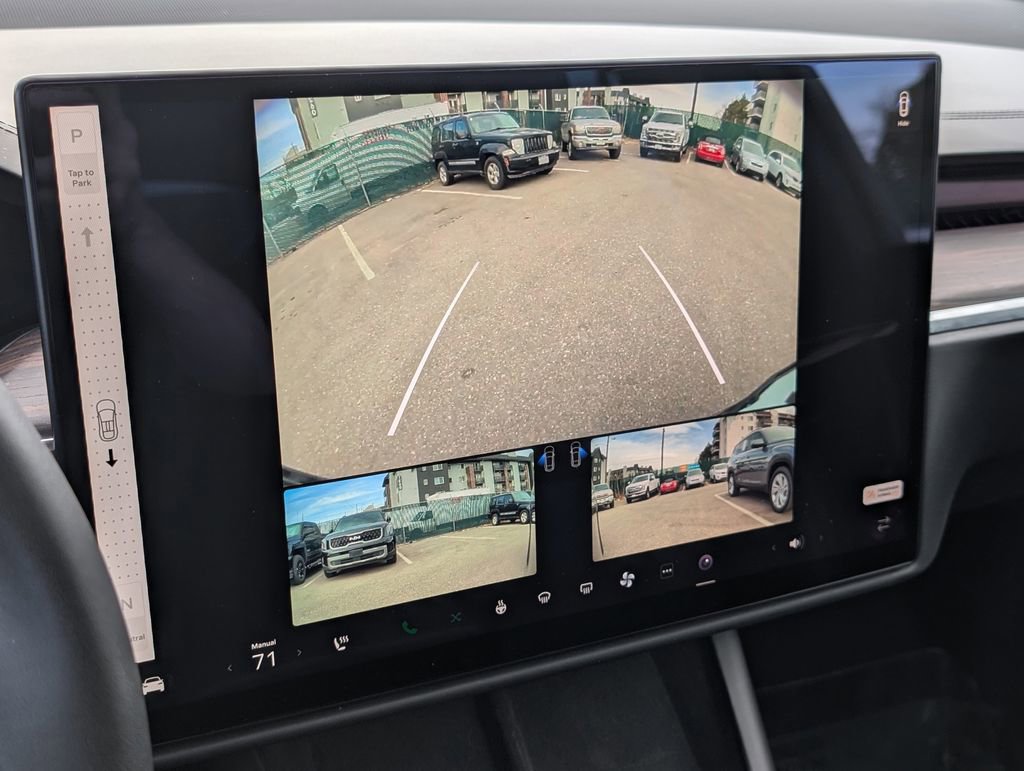 Used 2024 Tesla Model X image 27