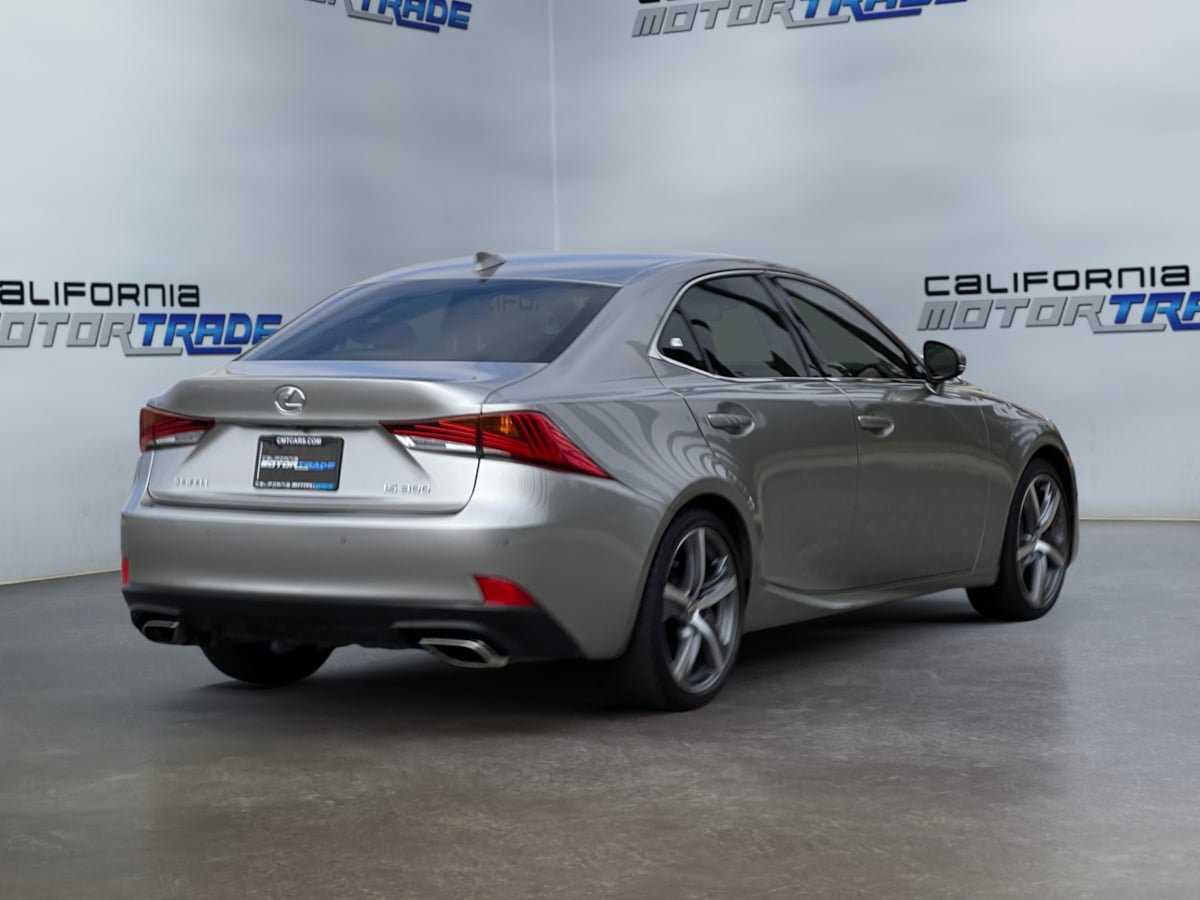 Used 2020 Lexus IS 300 w/ Navigation Package RWD image 5