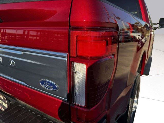 Used 2019 Ford F350 Limited w/ FX4 Off-Road Package AWD/4WD image 16