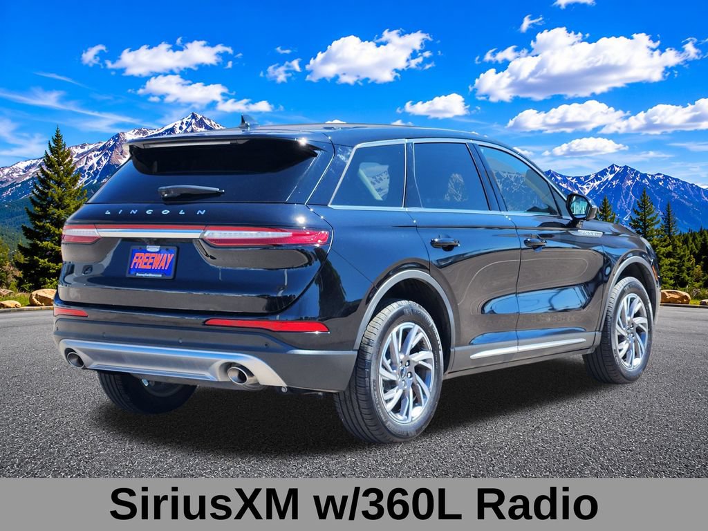 Used 2025 Lincoln Corsair AWD w/ Equipment Group 101A image 5