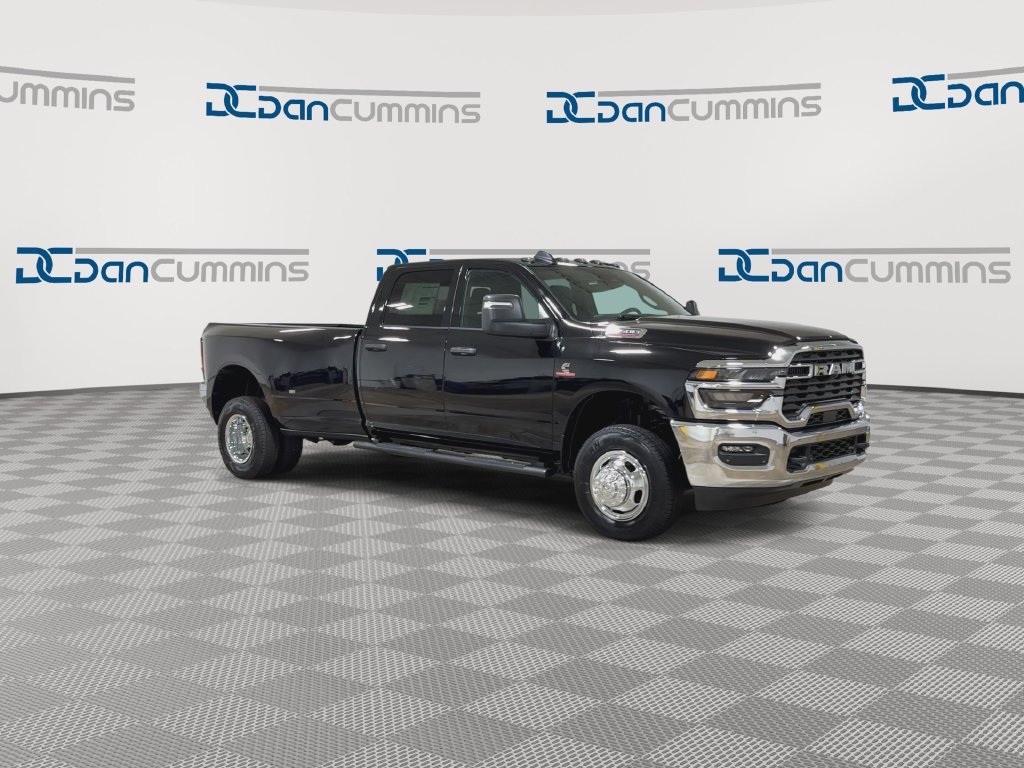 New 2026 RAM 3500 Tradesman AWD/4WD image 2