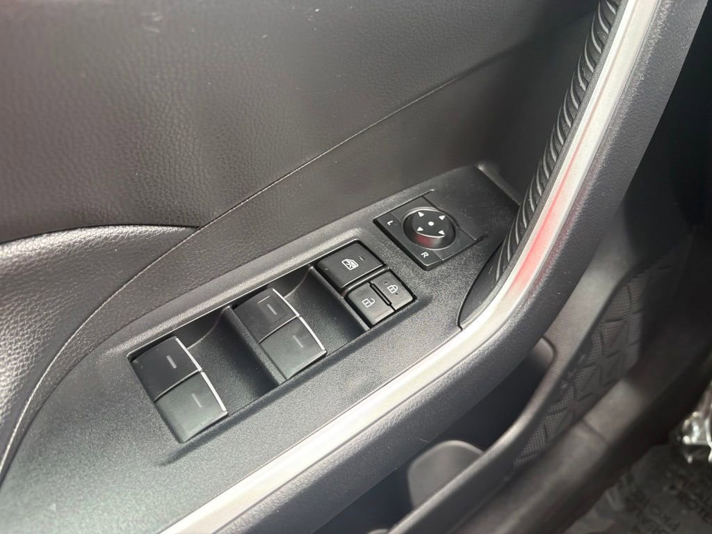 Certified 2025 Toyota RAV4 XLE AWD/4WD image 22