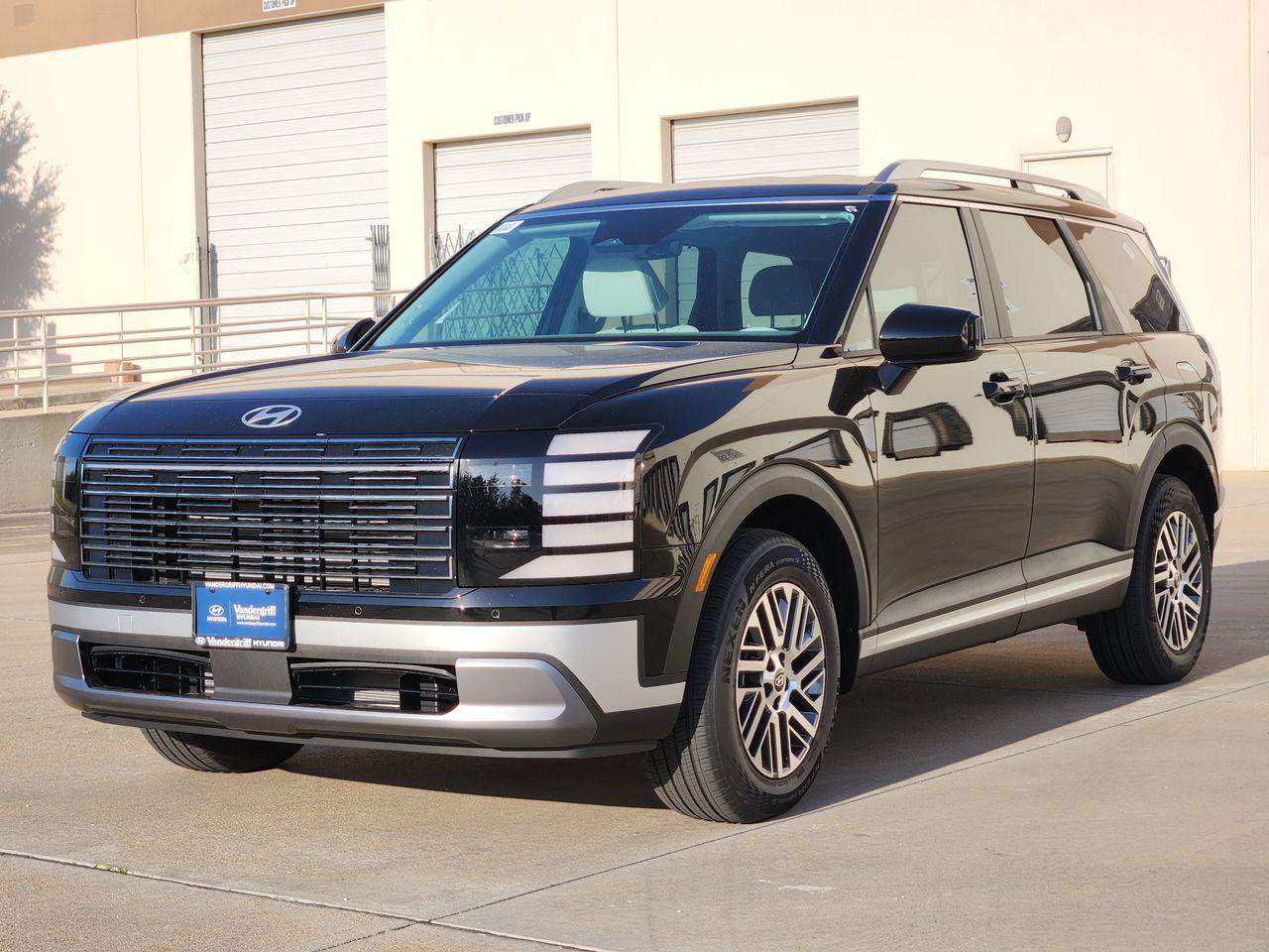 New 2027 Hyundai Palisade SEL FWD image 2