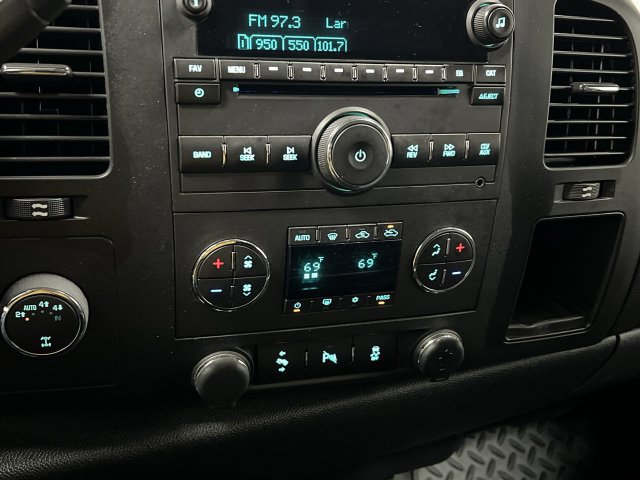 Used 2013 Chevrolet Silverado 1500 LT w/ All-Star Edition AWD/4WD image 17