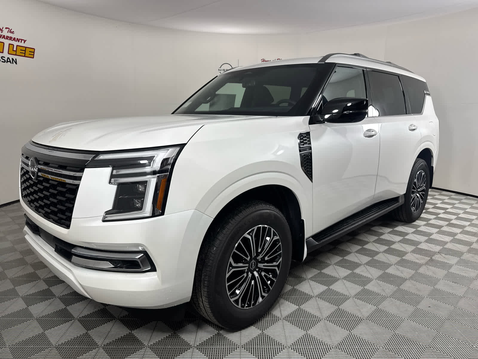 New 2026 Nissan Armada SL image 1