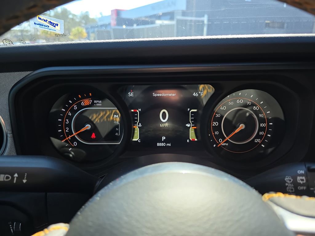 Used 2024 Jeep Wrangler Sahara image 24