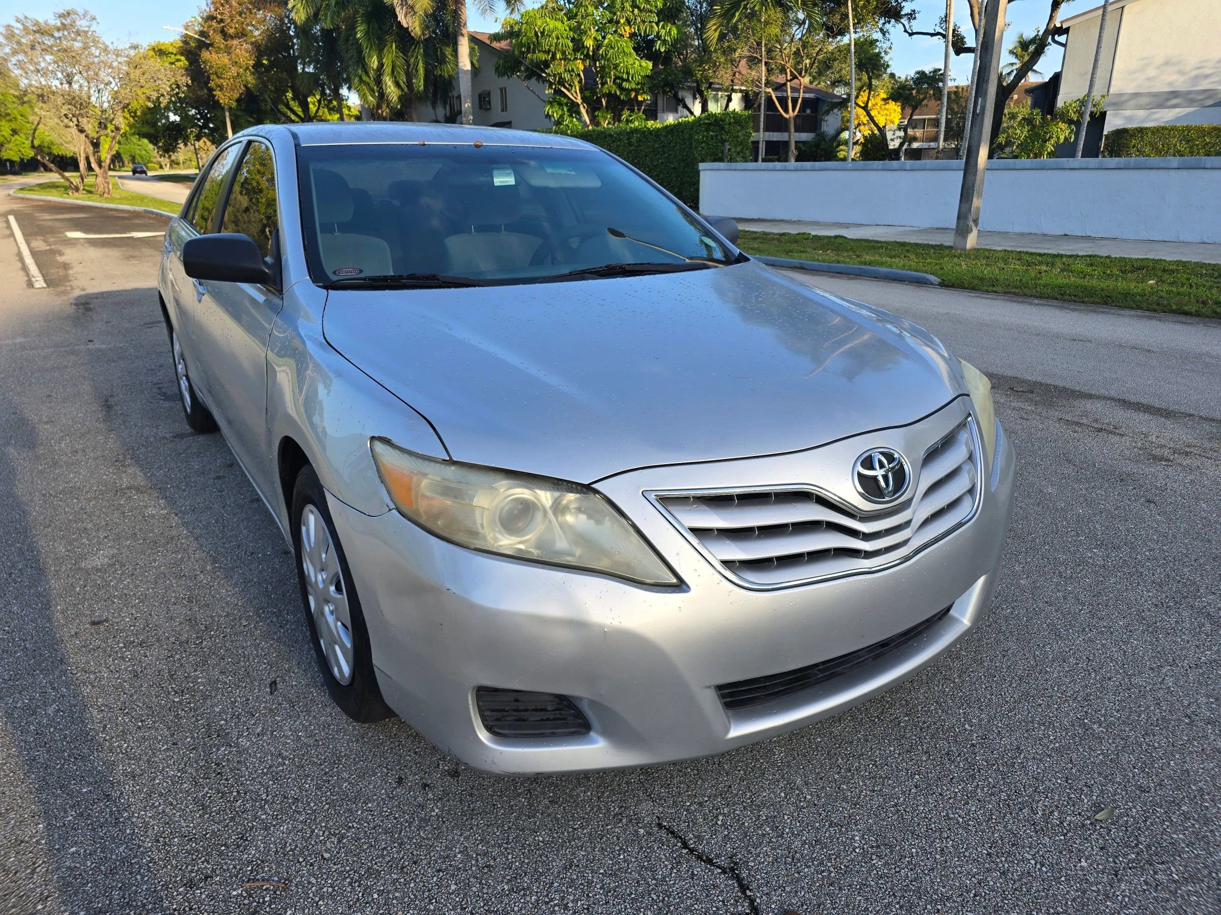 Used 2011 Toyota Camry FWD image 3