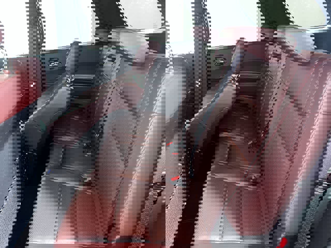 Used 2023 Dodge Durango GT image 25