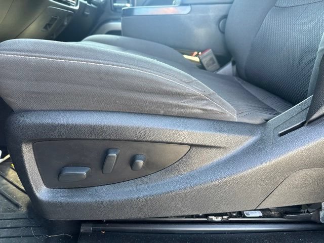 Used 2018 Chevrolet Silverado 2500 LT w/ LT Convenience Package AWD/4WD image 14