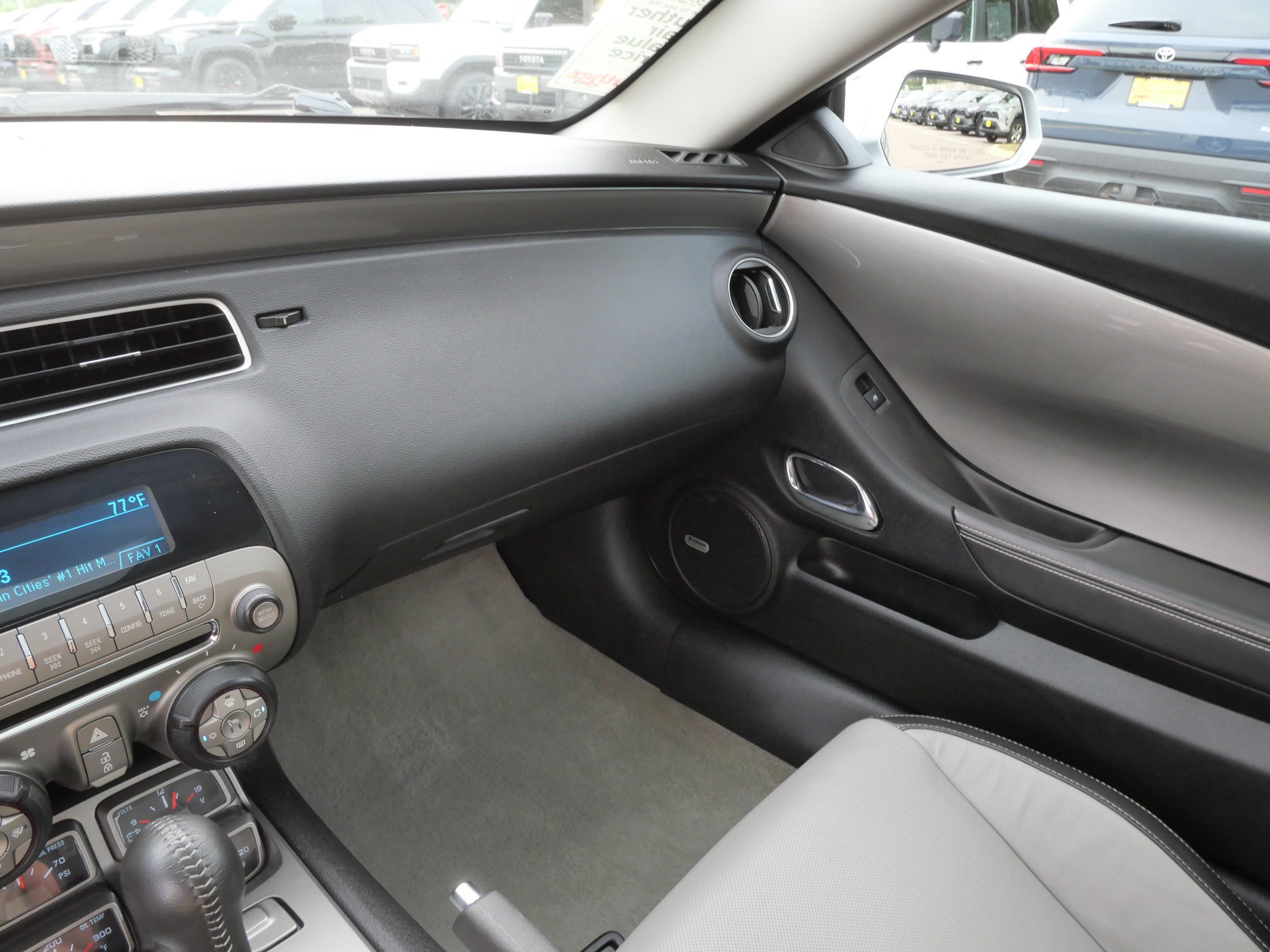 Used 2011 Chevrolet Camaro LT RWD image 11