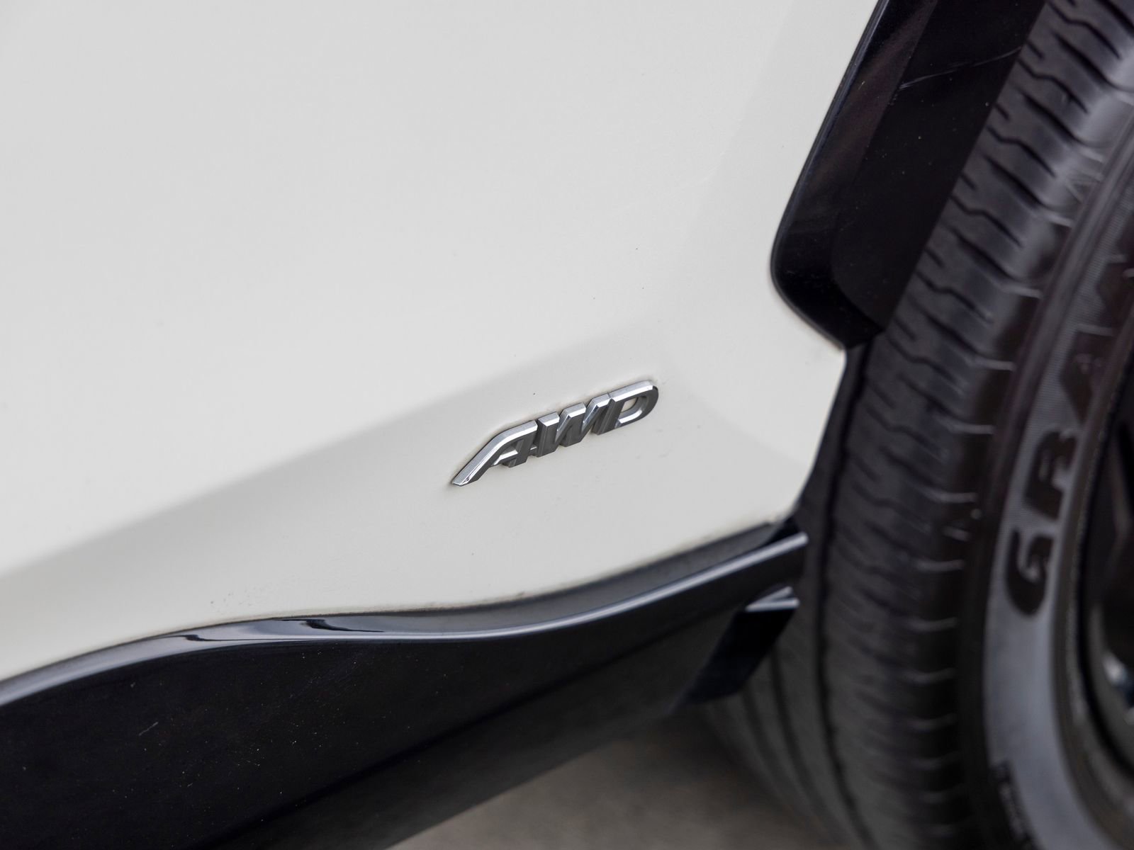 Used 2019 Toyota RAV4 XSE AWD/4WD image 20