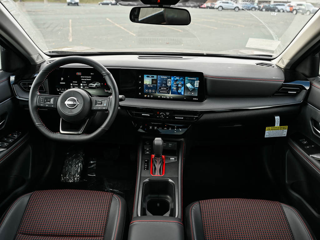 New 2026 Nissan Kicks SR w/ SR Premium Package image 12