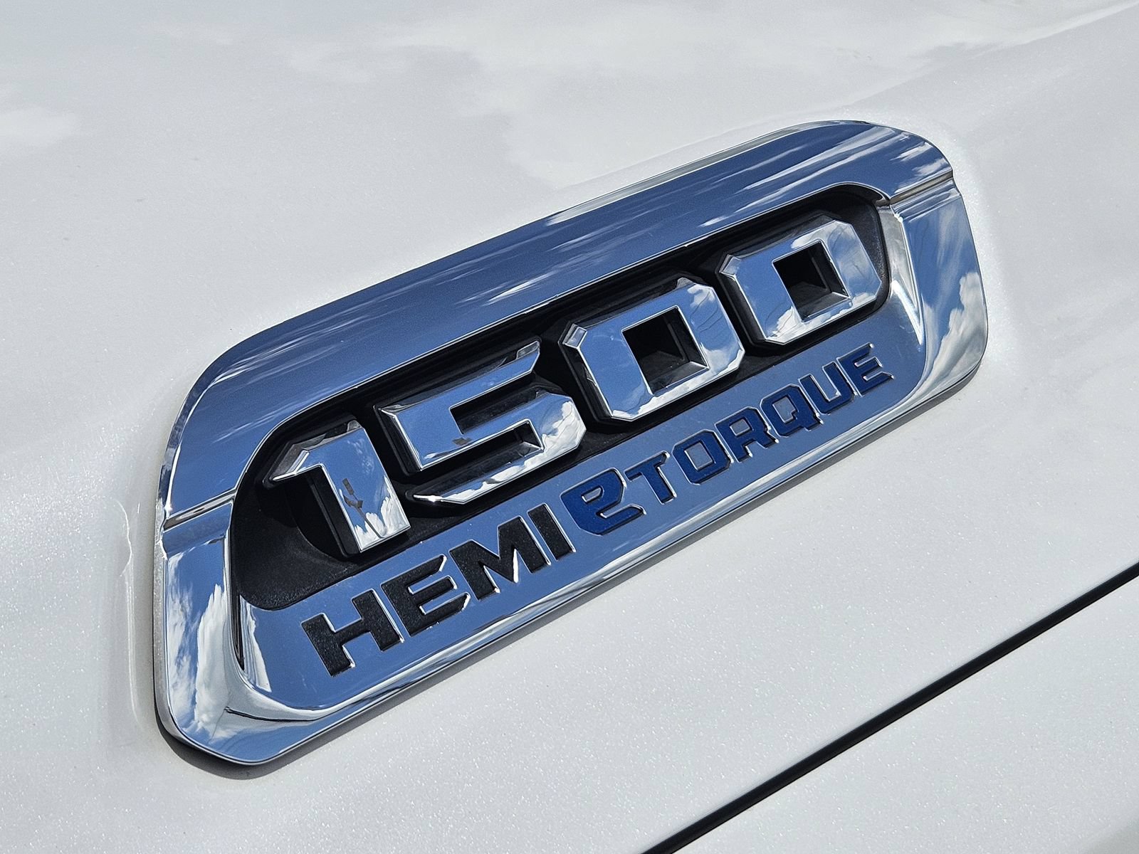 Used 2021 RAM 1500 Limited AWD/4WD image 15