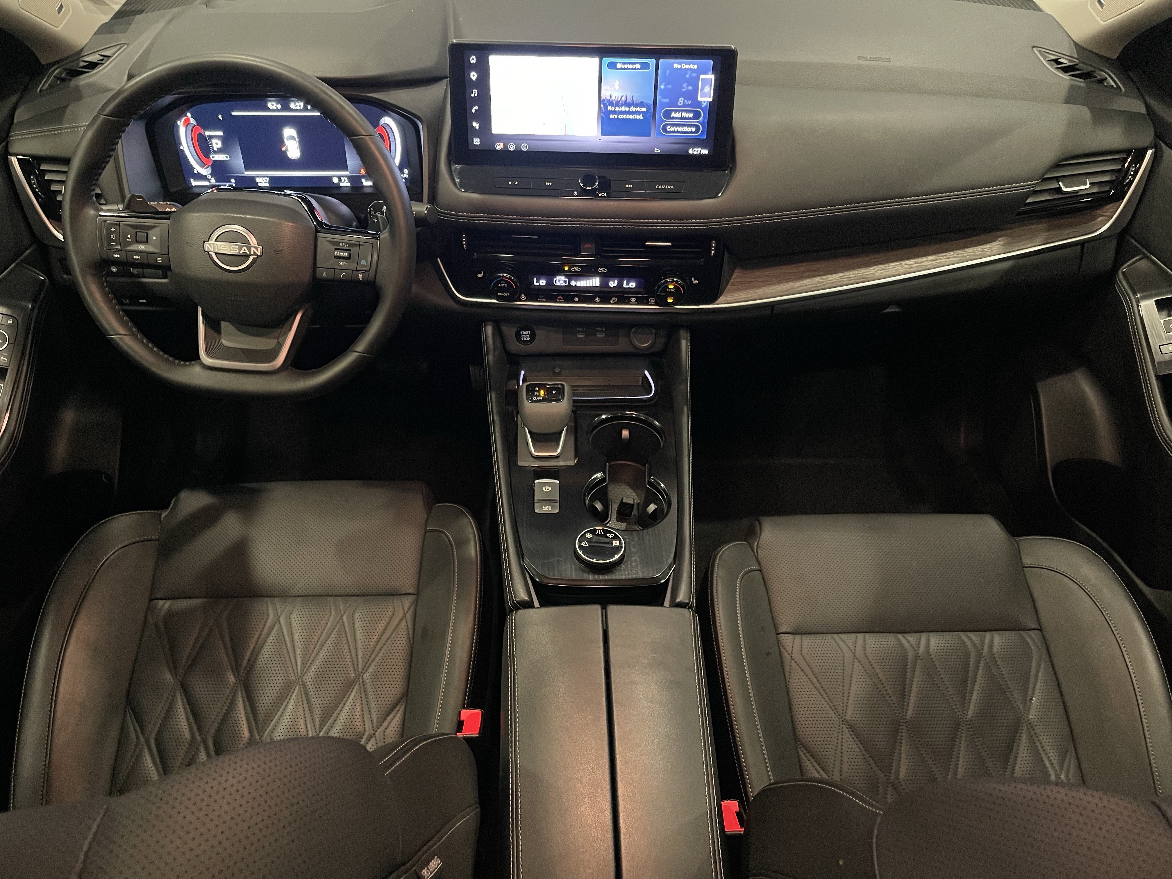 Used 2026 Nissan Rogue Platinum w/ Platinum Premium Package AWD/4WD image 16