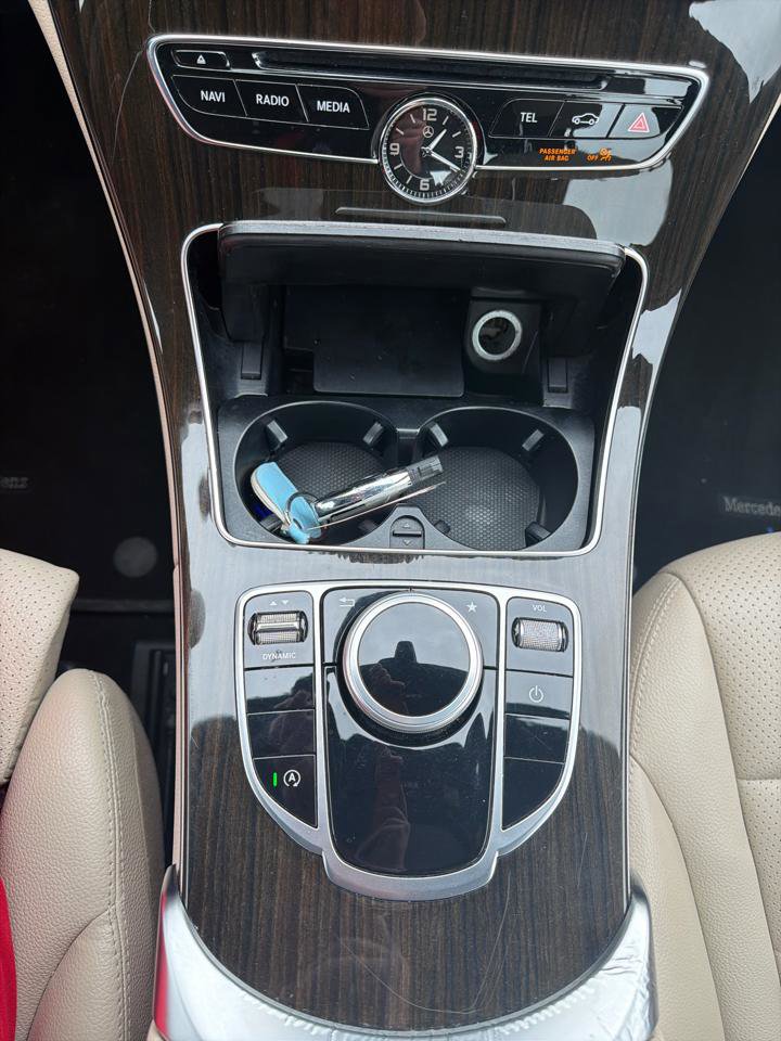 Used 2018 Mercedes-Benz C 300 4MATIC Sedan image 31