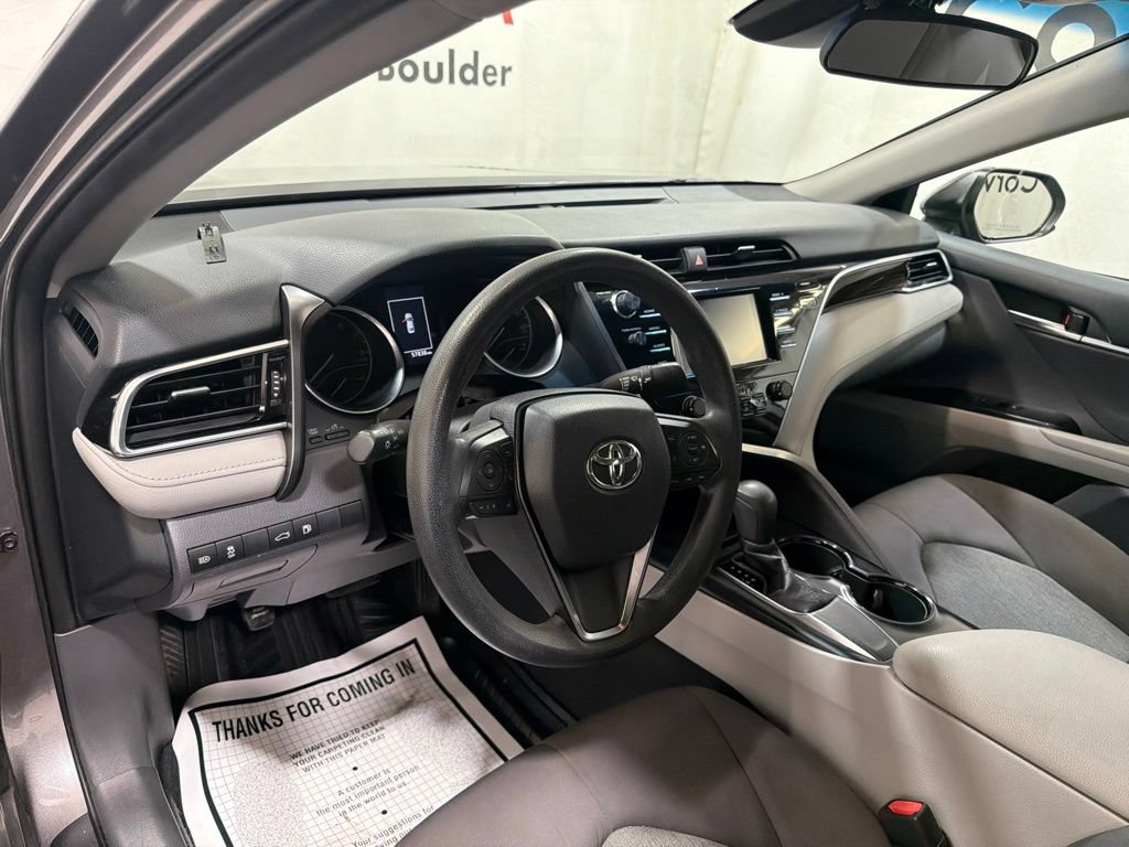 Used 2018 Toyota Camry LE FWD image 23